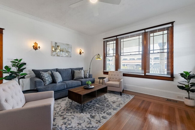 Building Photo - 116 San Marco Ave Unit ID1281937P