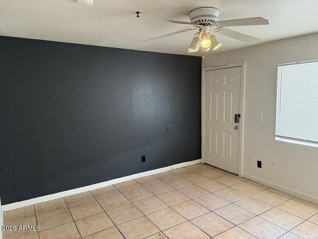 Photo - 4829 N 37th Ave