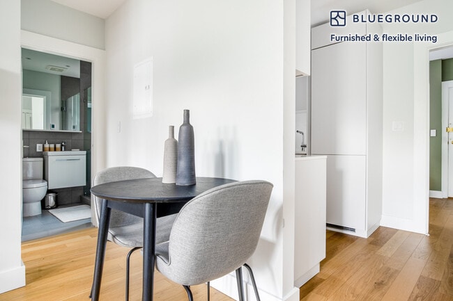 Photo - 4 Elko St Unit FL1-ID271