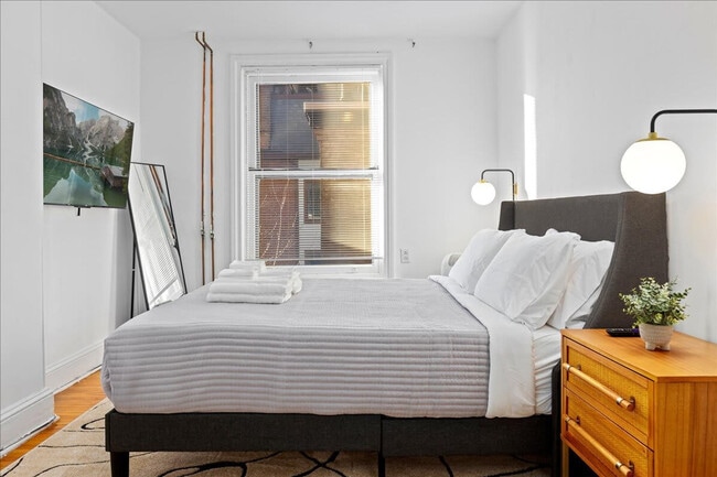 Photo - 234 S 20th St Unit ID1309002P