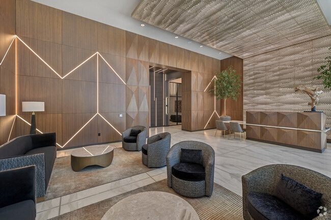Lobby and Lounge - The Astrie