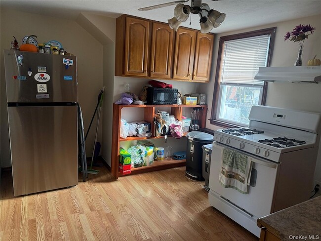 Photo - 231 Jefferson Ave Unit 2nd Fl