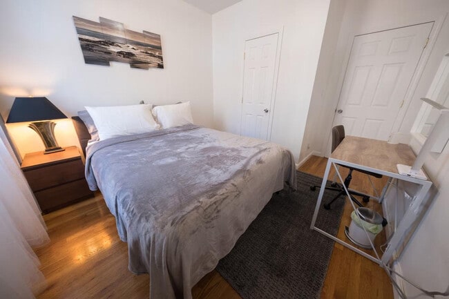 Photo - 305 E 104th St Unit ID1032006P