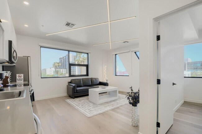 Photo - 1030 N 1st St Unit SI ID1585484P