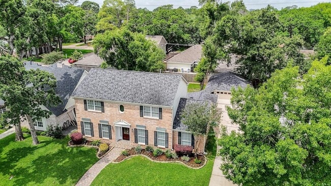 Photo - 707 Thistlewood Dr