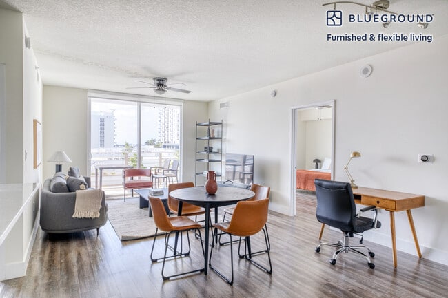 Photo - 110 SW 12th St Unit SI FL10-ID41