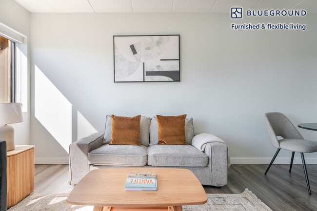 Photo - 1925 Commonwealth Ave Unit FL11-ID1272