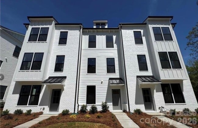 Building Photo - 5009 Layman Dr