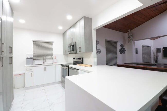 Photo - 753 NE 81st St Unit ID1225783P