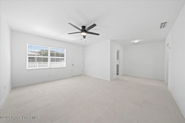 Photo - 154 Crescent Beach Dr