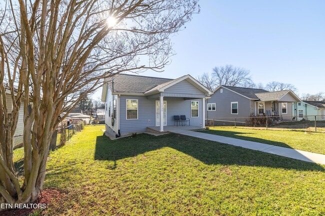 Photo - 1732 Jourolman Ave