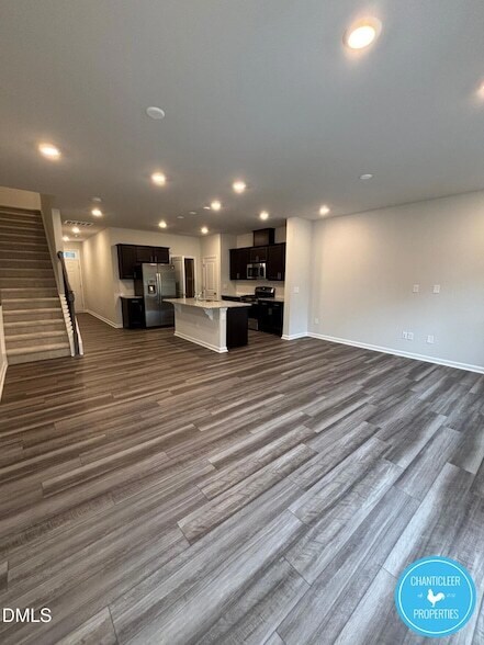 Photo - 163 Copper Fox Ln