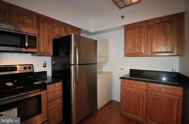 Photo - 1805 Crystal Dr Unit 204S