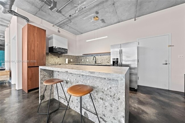 Photo - 444 NE 30th St Unit 602
