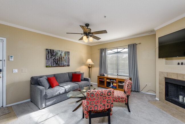 Building Photo - 15095 N Thompson Peak Pkwy Unit ID1255465P