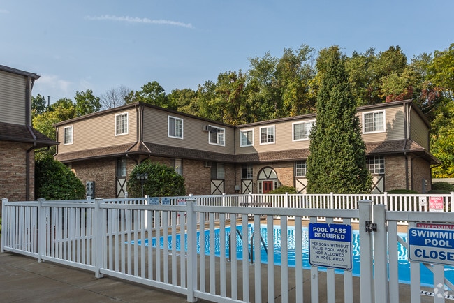 Photo - Oak Glen Apartments