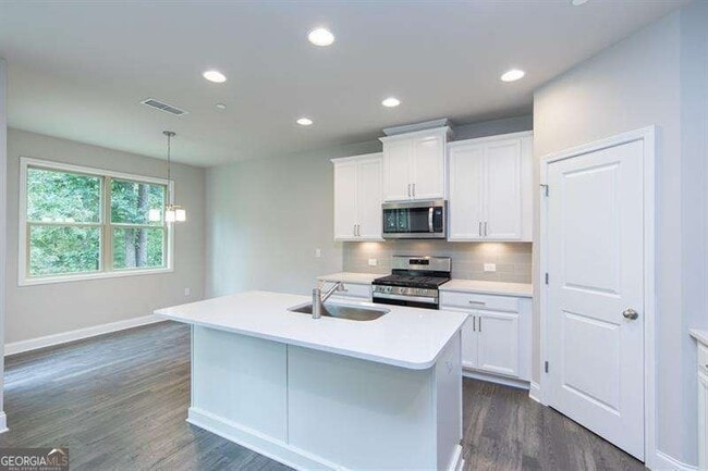 Photo - 207 Jonquil Spring Rd