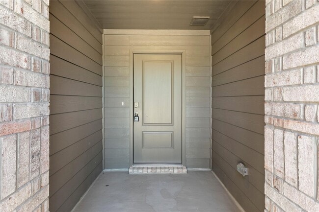 Photo - 317 Bent Oak Dr