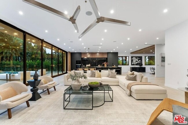 Photo - 9031 Alto Cedro Dr