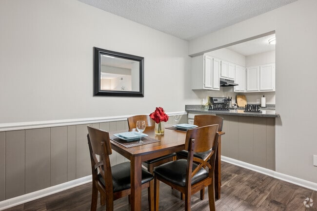 2BR, 2BA - 1,010SF - Dining Room - Trails At Bethabara