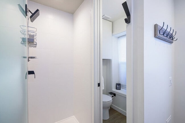 Photo - 1504 Q St NW Unit SI ID1513884P