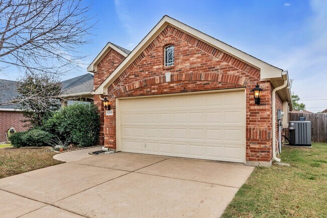 Photo - 6548 Fairview Dr