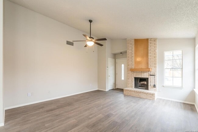 Photo - 3518 Stoney Bluff St