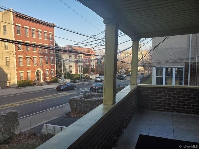 Photo - 114 Lincoln Ave Unit 2nd Floor