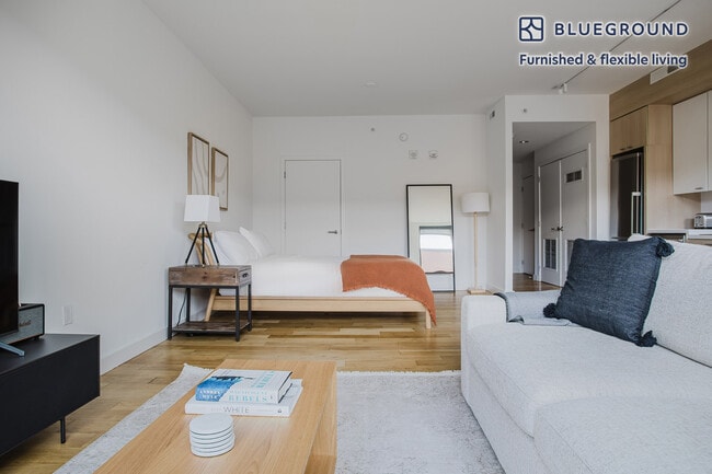 Photo - 1212 4th St SE Unit FL5-ID911