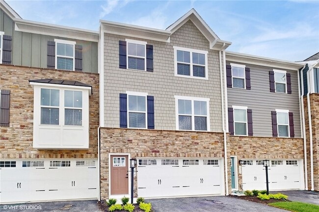 Photo - 6804 Sycamore Way