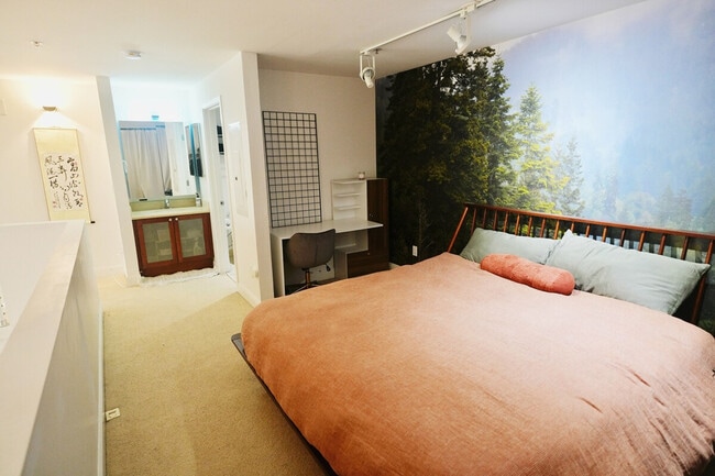 Photo - 670 5th St Unit ID1328937P