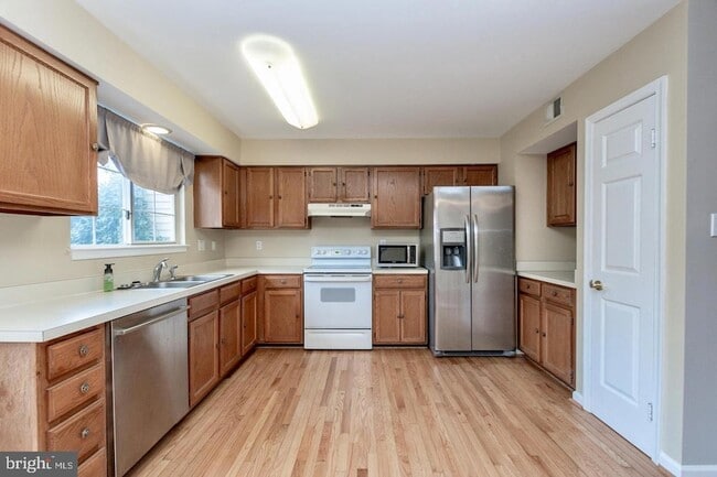 Photo - 1020 Smartts Ln NE