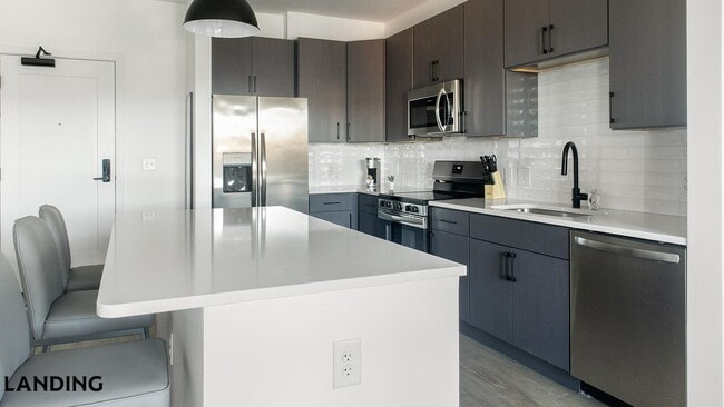 Photo - 1007 S Mint St Unit 816