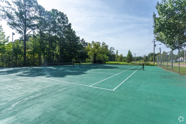 Tennis Courts - Lakeland East