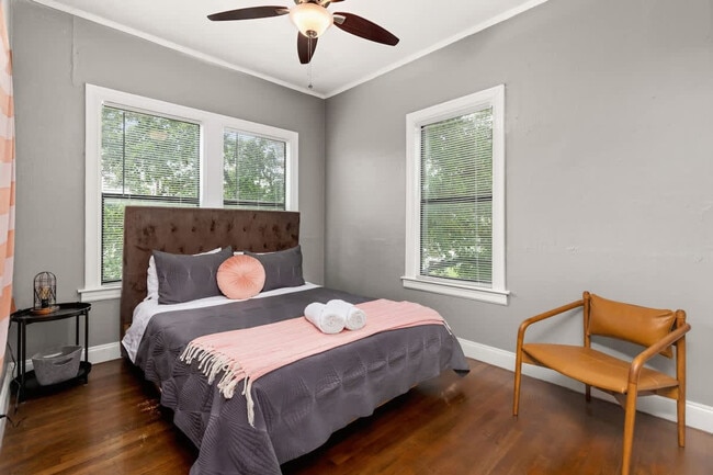 Photo - 203 W Magnolia Ave Unit SI ID1496381P