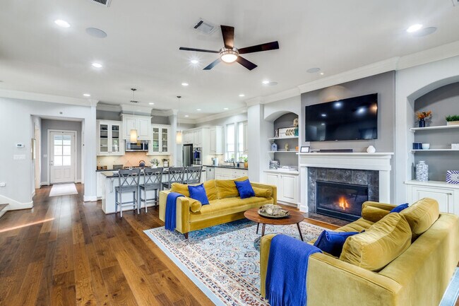 Photo - 4532 McKinney St Unit SI FL3-ID1624284P
