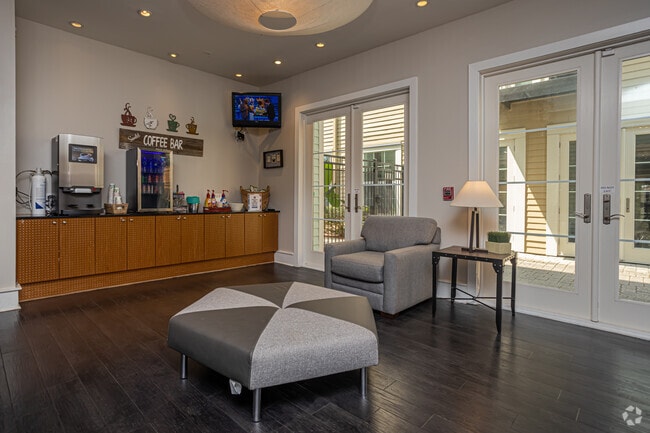 Coffee Bar - The Saulet