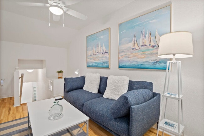 Photo - 23 Claridge Ct N Unit ID1261609P