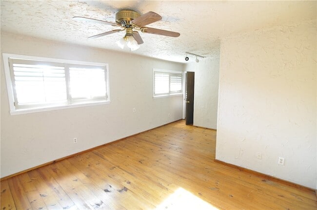 Photo - 16567 Farm to Market Rd 2154 Unit 5