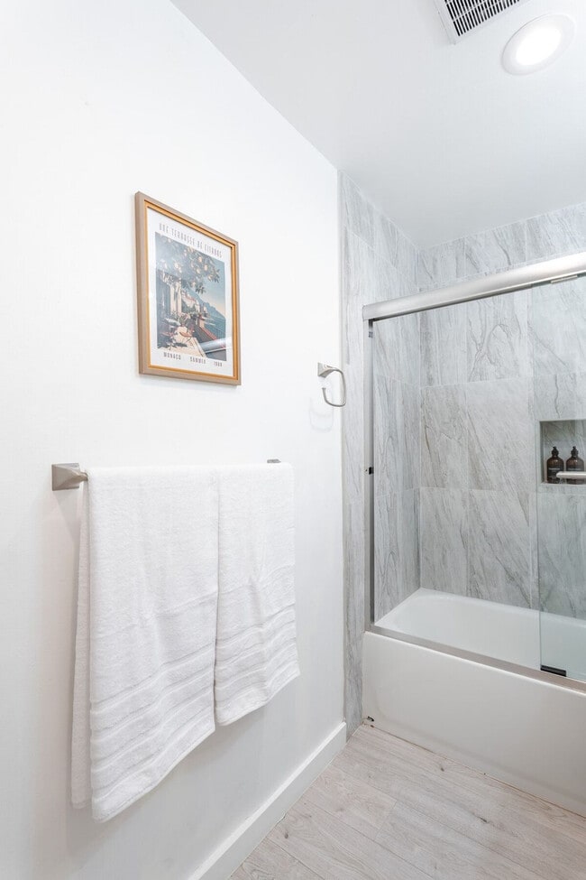 Photo - 2292 Addison Ave Unit SI ID1511667P