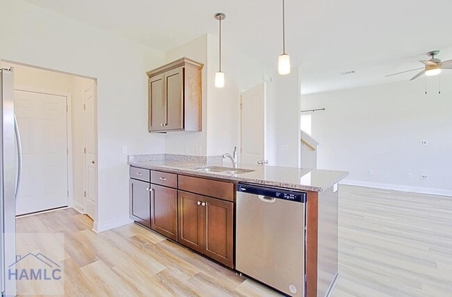 Photo - 803 Abode Ave