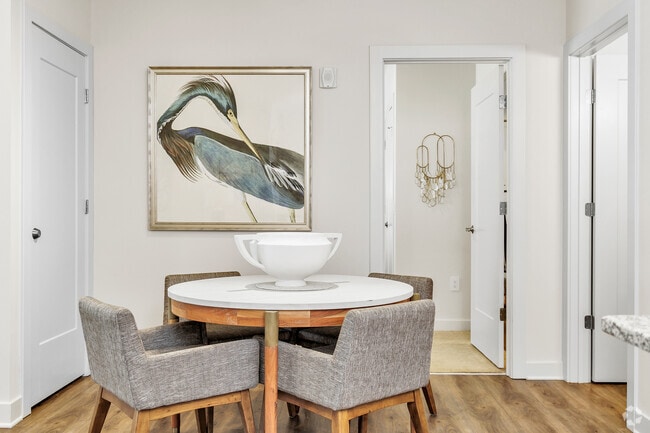 2BR, 2.5BA - 1,123SF - The Vivo - Dining Room - Mezzo Apartment Homes