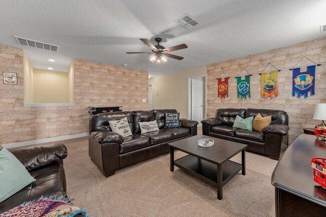 Photo - 1427 Wexford Way Unit ID1031315P