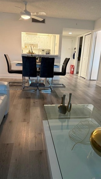 Photo - 140 Lakeview Dr Unit 208