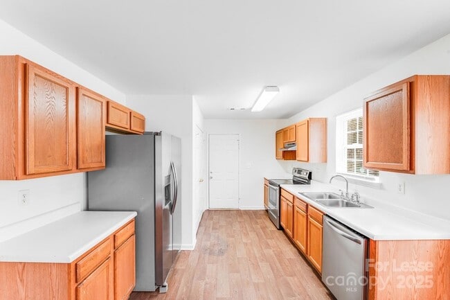 Photo - 814 Mt Holly-Huntersville Rd