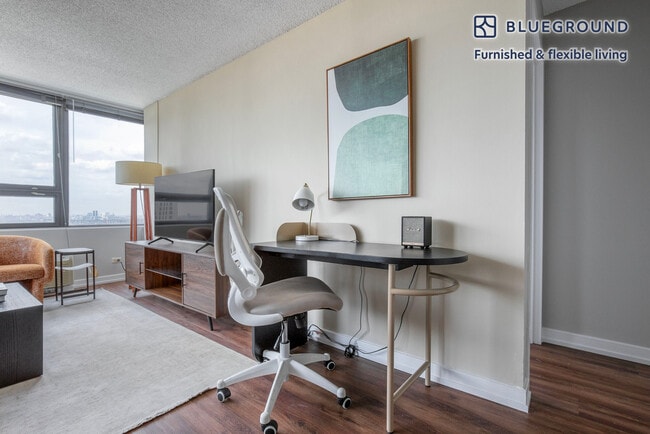 Photo - 1212 S Michigan Ave Unit FL17-ID1079