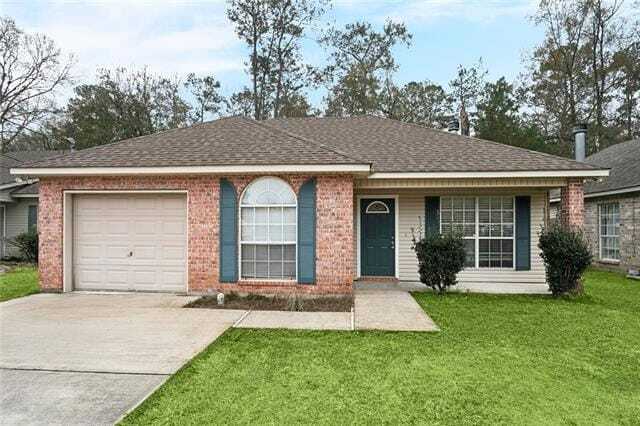 Building Photo - 104 Poe St