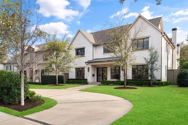 Photo - 3537 Villanova St