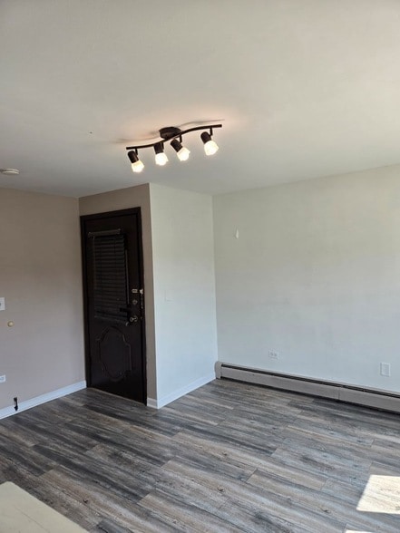 Photo - 8758 W Berwyn Ave Unit 1NW