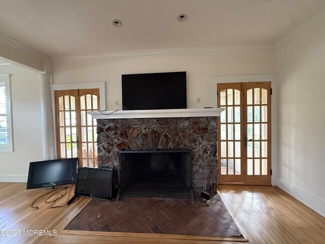 Photo - 210 S Lincoln Ave